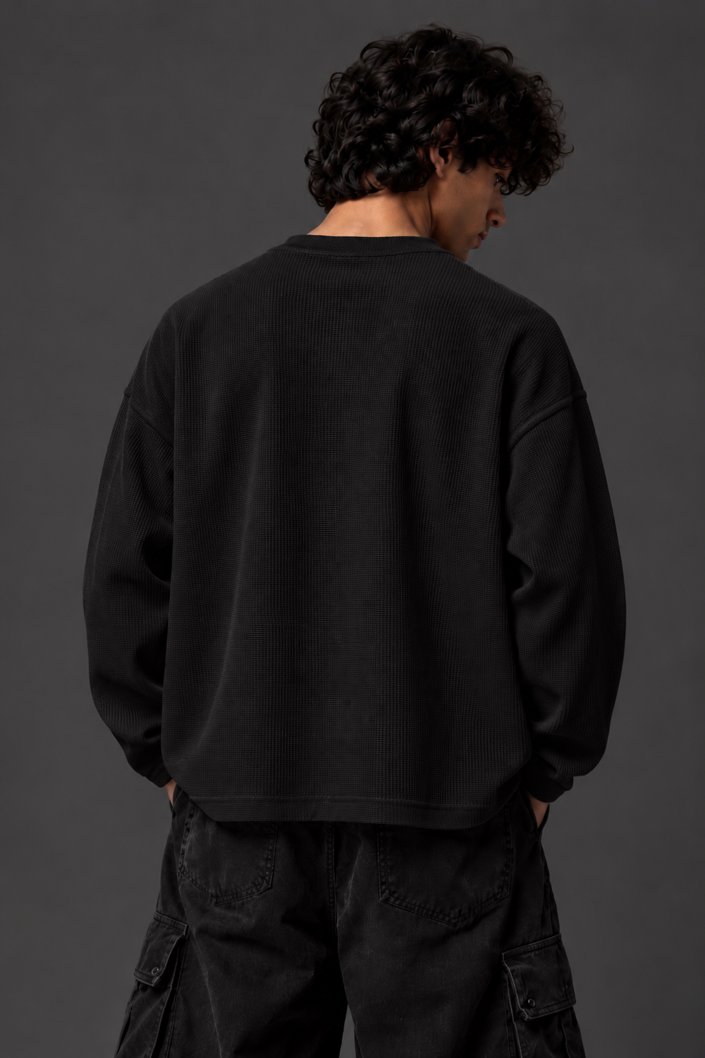 BLACK HENLEY