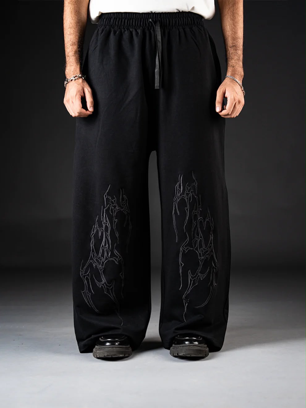 TONAL FLAME EMBROIDERED SWEATPANTS